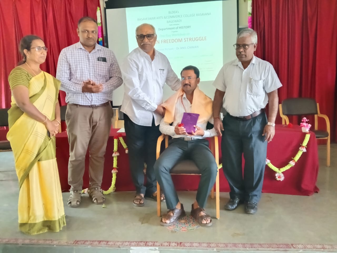 ದೇಶದ ಇತಿಹಾಸ ವರ್ಣರಂಜಿತವಾಗಿದೆ : ಪ್ರೊ ಅನಿಲ್ ಚೌಹಾನ್ 